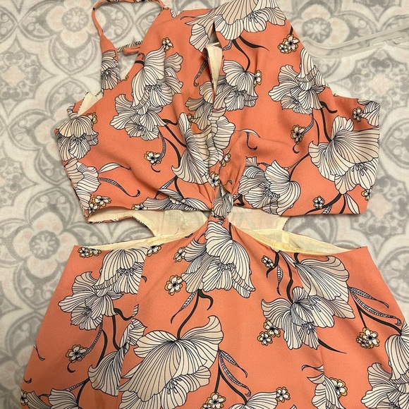 Lush Dress - Picture 6 of 10